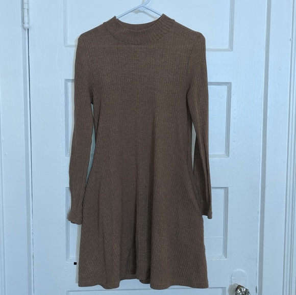 Sweater Dress (with Pockets!!!) - Picture 3 of 8